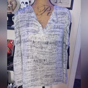 Ivanka Trump Monochrome Patterned Blouse with Open Sleeves